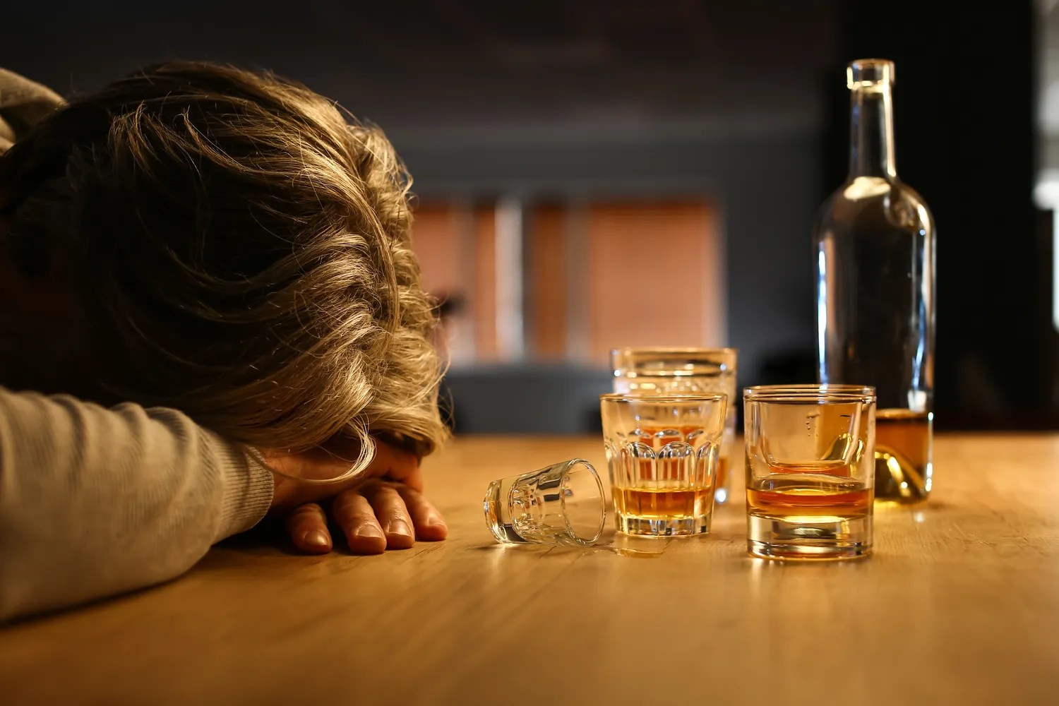 Dlaczego wpadamy w alkoholizm?