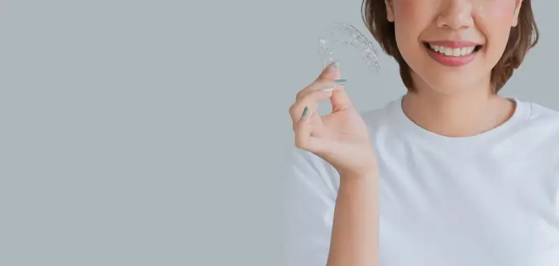 Nakładki ortodontyczne Invisalign