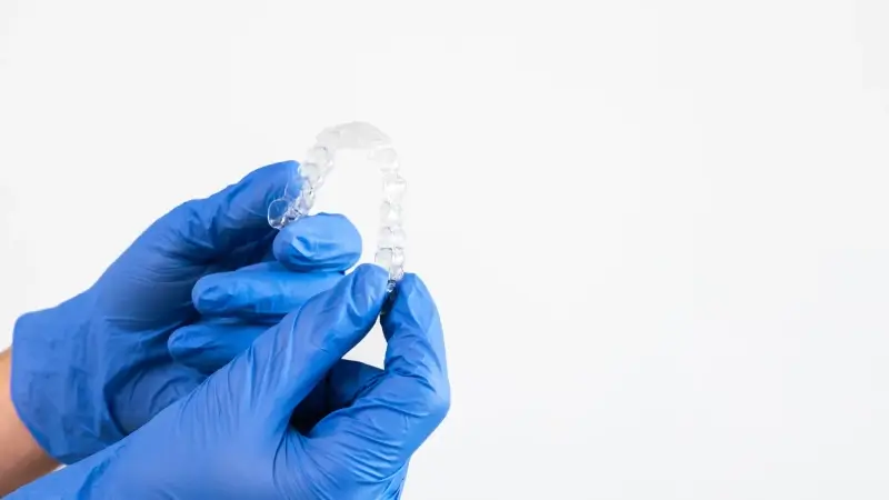 Prostowanie zębów metoda Invisalign